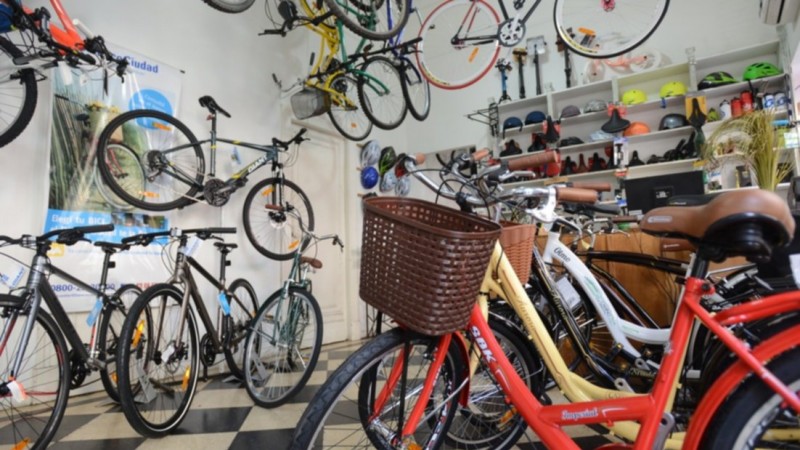 Quitan trabas para facilitar el ingreso de bicicletas, electrodomésticos y otros productos importados